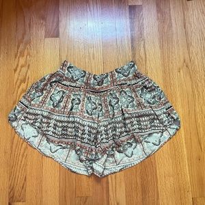 Flowy patterned shorts